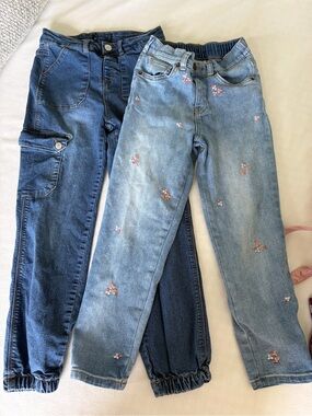 Assorted girls jeans, size 7